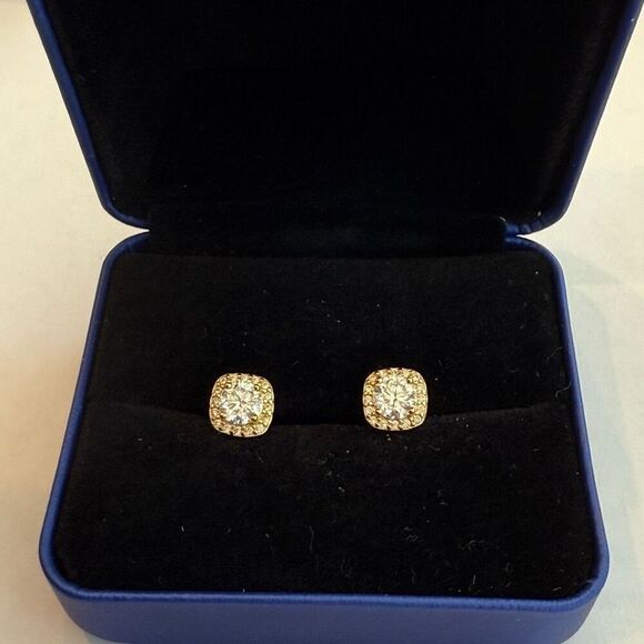 Moissanite Stud Dainty Gold Vermeil Square Earrings 1ctw - Picture 2 of 5